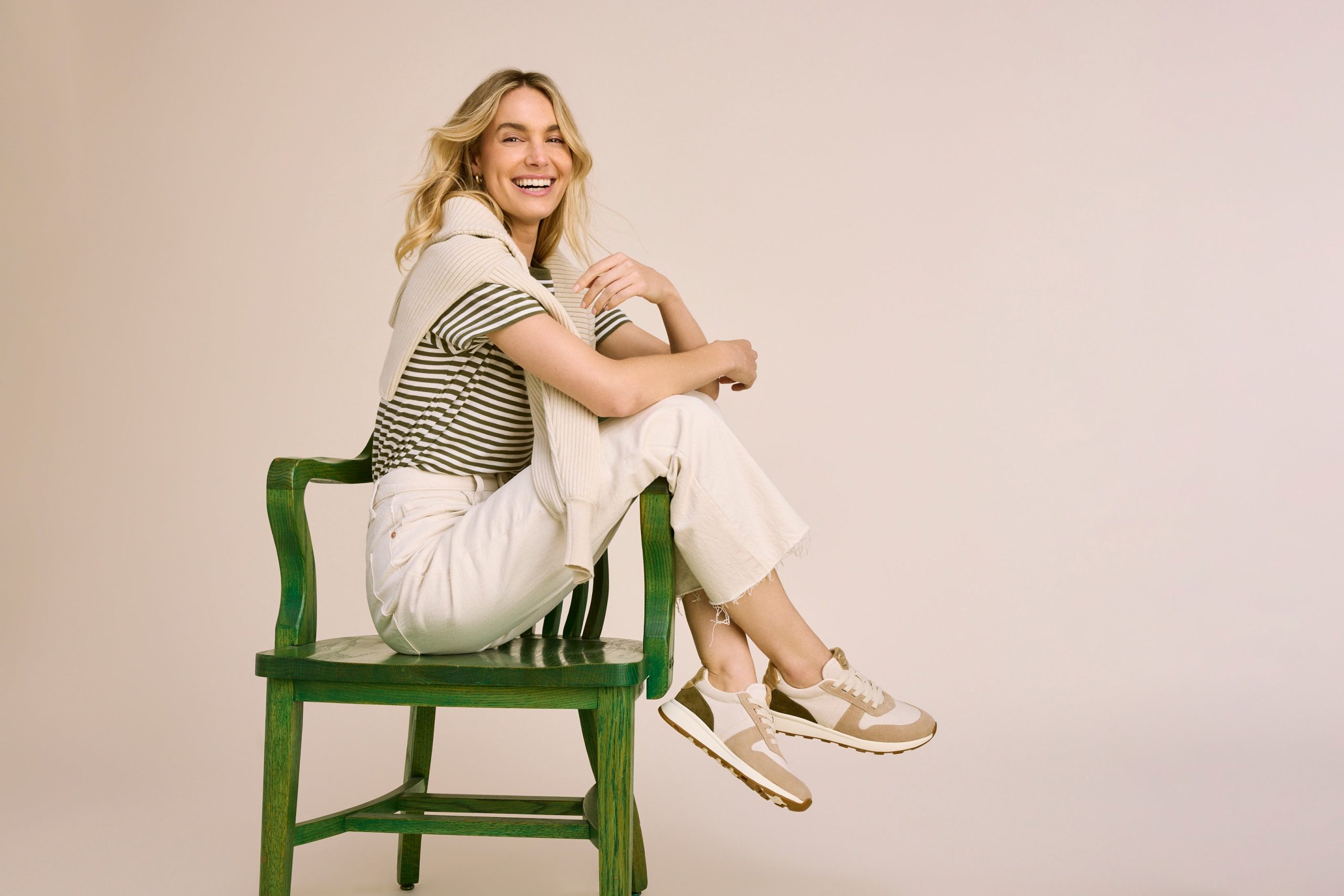 TRVL Lite Retro Sneaker - Oatmeal Multi - Image 2